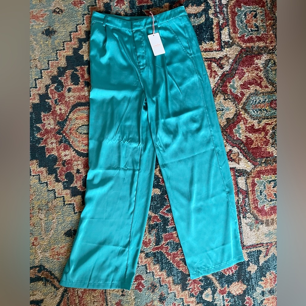 Entro Teal Satin wide leg pants Large